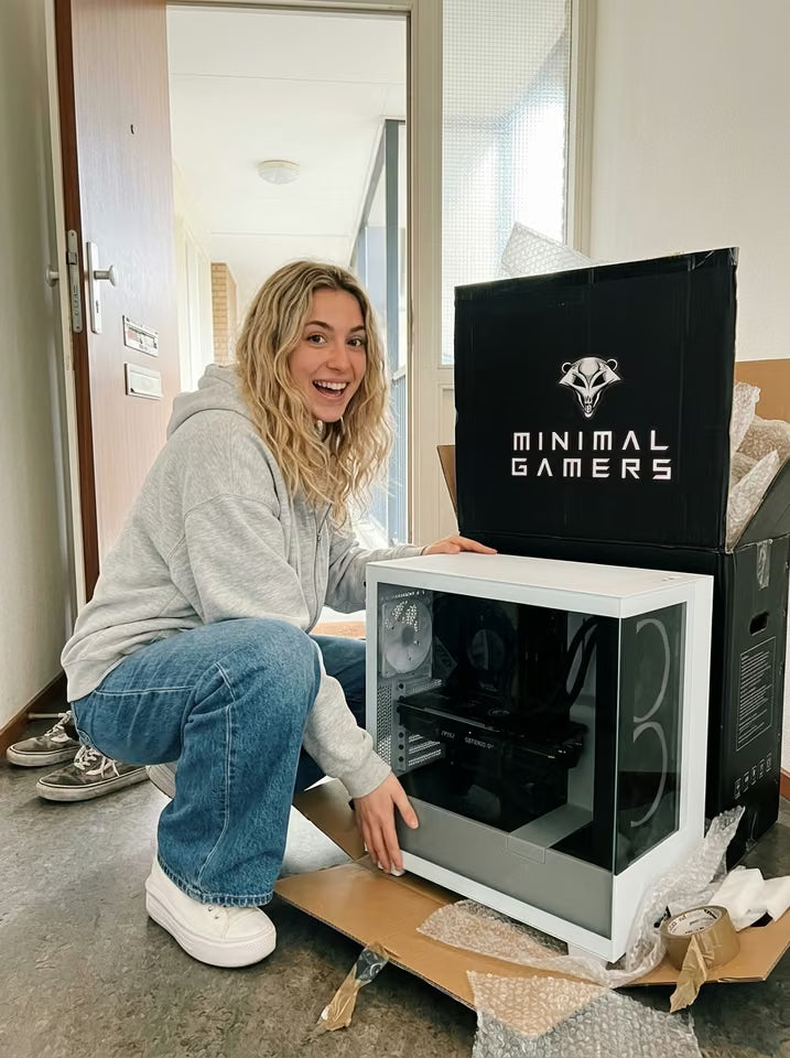 Unboxing Minimal Gamers di bianca.ita
